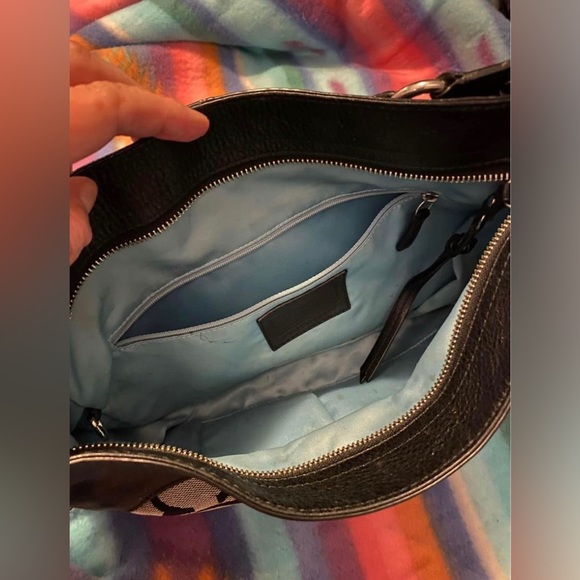 Authentic Coach Purse. - Picture 3 of 3